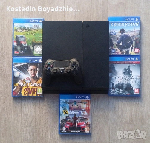 PS4 с игри и контролер 