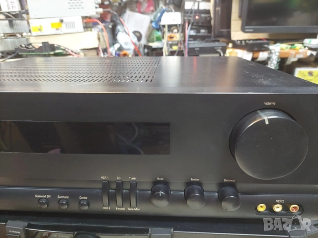 Усилвател Harman Kardon AVI 100, снимка 2 - Ресийвъри, усилватели, смесителни пултове - 52469432