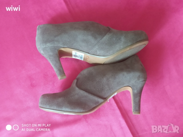 Clarks номер 39 и 1/2., снимка 7 - Дамски обувки на ток - 51813217