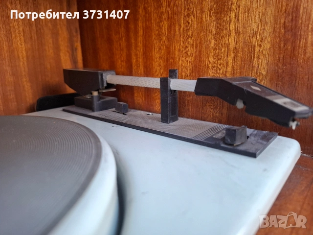 Музикален шкаф Хармония 20 , снимка 6 - Антикварни и старинни предмети - 54220499