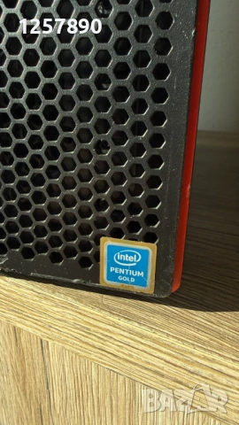 Настолен компютър FUJITSU ESPRIMO P558, снимка 3 - За дома - 53076680