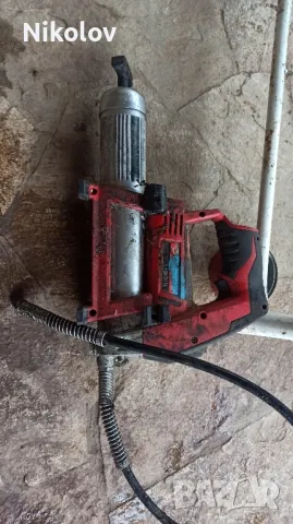 Акумулаторна гресьорка Milwaukee M12GG, снимка 3 - Други инструменти - 50320206