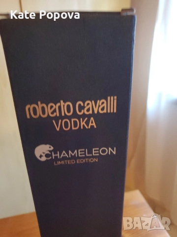 Лимитирана водка Roberto Cavalli, снимка 12 - Колекции - 52930330