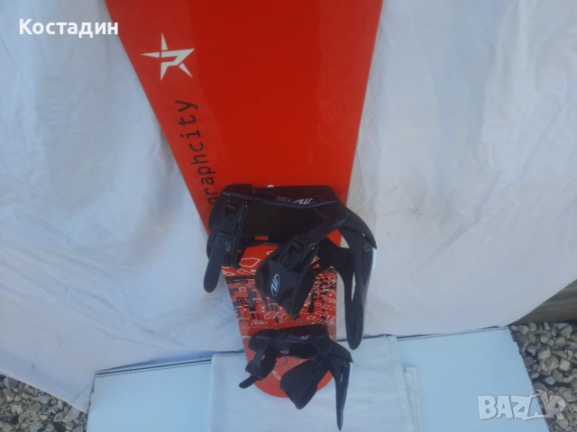 Сноуборд GRAPHCITY  wide 154см. с автомати, снимка 4 - Зимни спортове - 52235858