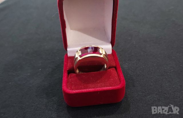 Златен пръстен 6.8гр.14кар., снимка 4 - Пръстени - 46440269
