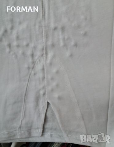 СТРАХОТНА бяла тениска с принт зебра с перлички металик и пъстри камъчета по нея, снимка 4 - Тениски - 45602480