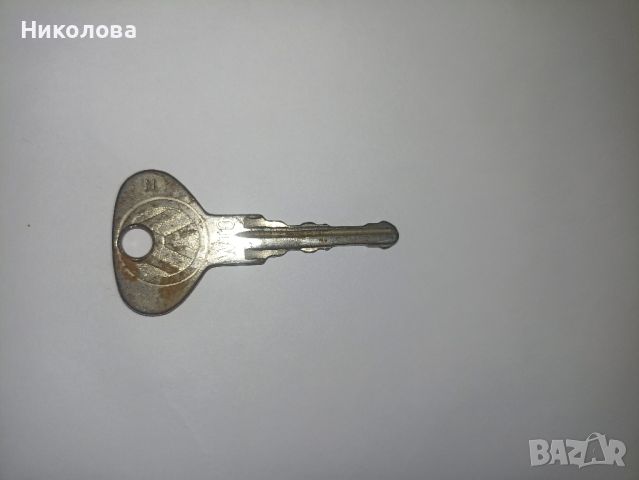 Оригинален ключ за бус Vw Transporter., снимка 1 - Части - 45568806