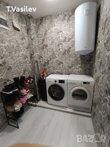 Тристаен апартамент | Широк център | Благоевград, снимка 2 - Апартаменти - 53469016