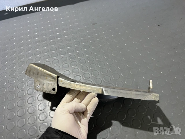 Предпазната ламарина на задната броня за BMW E46 Комби, снимка 4 - Части - 53293797