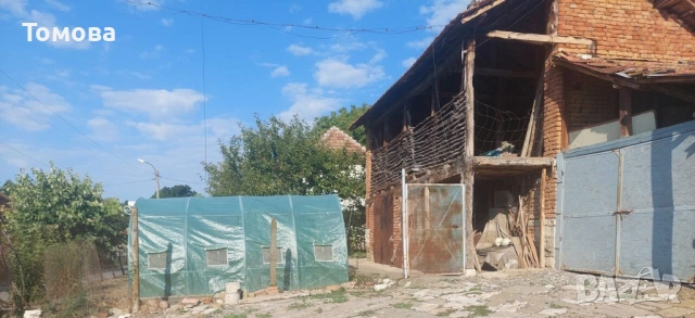 Продавам прекрасна двуетажна къща с двор в село Горна Бешовица,община Мездра, снимка 7 - Къщи - 52152004