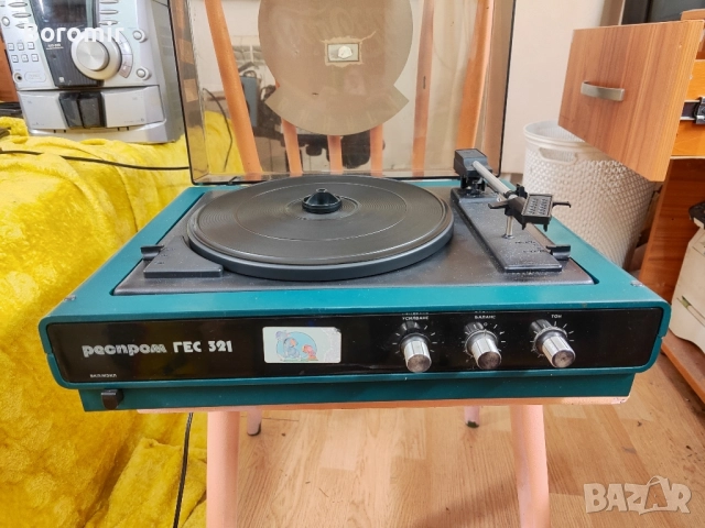 Грамофон ГЕС 321 с тонколони! Респром , снимка 7 - Грамофони - 52486796