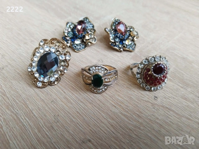 Пръстени с камъни , снимка 12 - Пръстени - 41082061