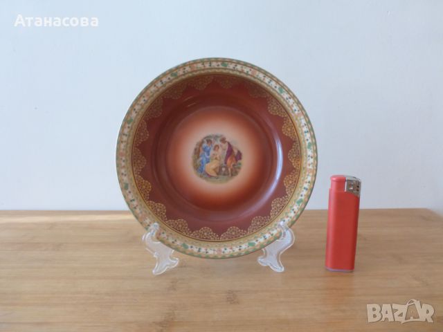 Чешка декоративна порцеланова чиния Трите грации от 30-те г, снимка 1 - Чинии - 45870064