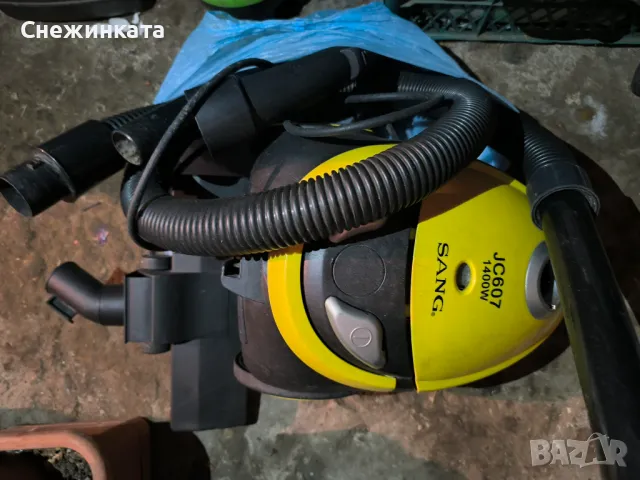 Прахосмукачка, снимка 2 - Прахосмукачки - 49761713