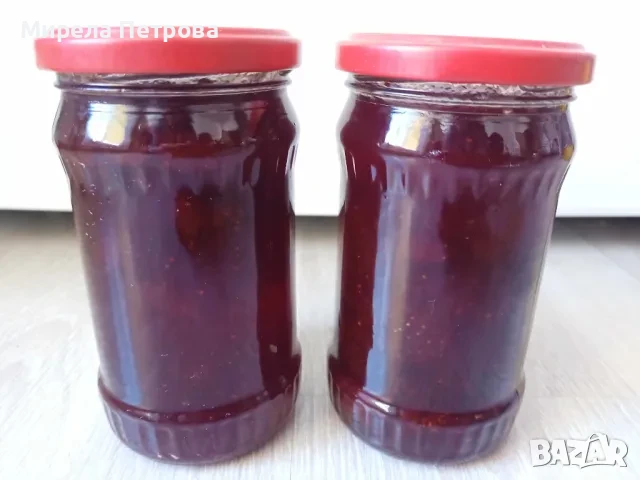 Домашно ароматно сладко от ягоди 314 мл. 