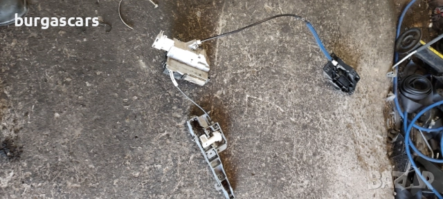 Брава задна лява врата Peugeot 407 - 50лв