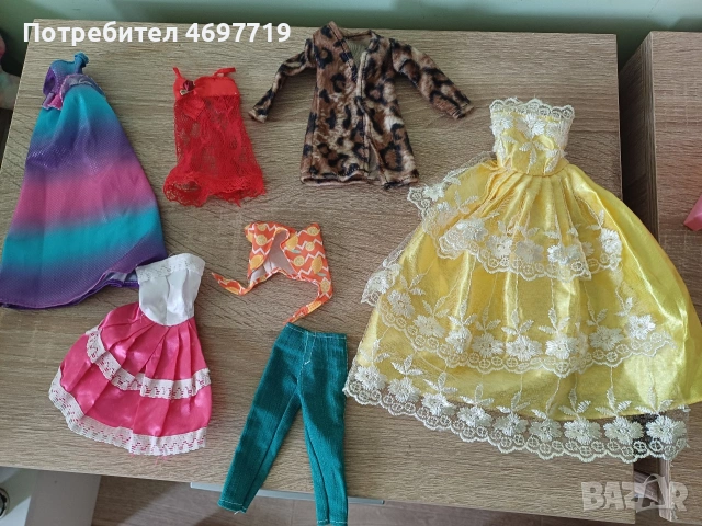 Преносим гардероб на Барби, снимка 5 - Кукли - 54266156