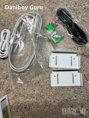 Hiseeu NVR 10-инчов монитор  4MP PTZ соларна камера система за видеонаблюдение и охрана, снимка 13 - Комплекти за видеонаблюдение - 51214747