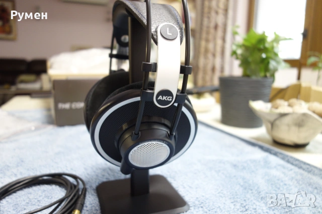 Akg k702 -висок клас слушалки +стойка (подарък), снимка 6 - Слушалки и портативни колонки - 53381872