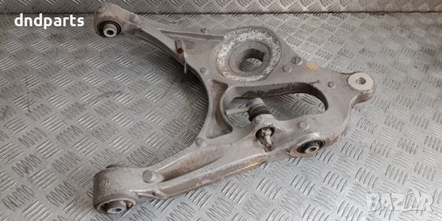 Носач Mercedes ML W166 2015г.(заден десен)	