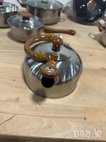 Комплект тенджери + подарък кухненски прибори розов, черен или зелен цвят DJ37+TV1316, снимка 2 - Прибори за хранене, готвене и сервиране - 54144015