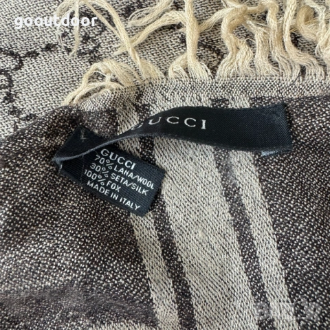 Gucci Fox Fur Wool Silk Scarf stole poncho GG monogram 124x130, снимка 10 - Шалове - 53332890