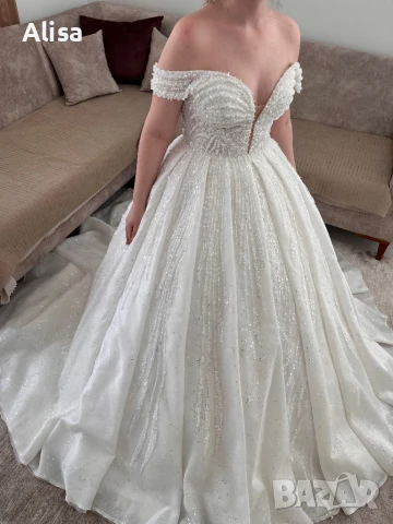 Булчинска рокля тип роял с камъни и мъниста, снимка 4 - Сватбени рокли - 50493467