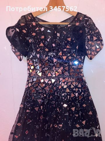 Черна рокля със сребристи камъни, снимка 2 - Рокли - 46442138