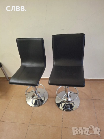 Продавам бар-столчета