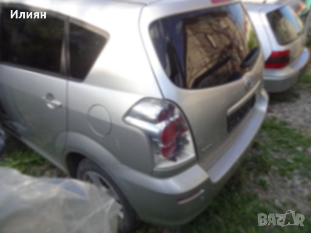 Toyota Corola Verso 2.2 D4D 136, снимка 2 - Автомобили и джипове - 44507306