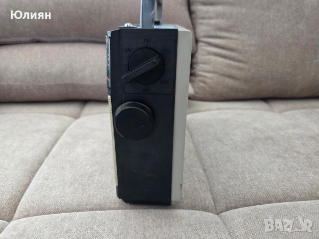 Веф 221 ,Vef 221 , снимка 3 - Радиокасетофони, транзистори - 53835744