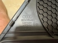 Предпазна решетка на говорителя на предна дясна врата на Ауди Audi A3 8P само за 40лв. 8K0035420, снимка 3