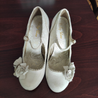Елегантни обувки , снимка 2 - Дамски елегантни обувки - 44949604