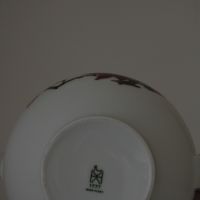 Стар порцеланов чайник с позлата, Ханеберг 1777 ГДР /Henneberg 1777 GDR, снимка 3 - Антикварни и старинни предмети - 45075800