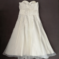 Дамска сватбена рокля с бродерия, перли и мъниста р-р L, снимка 7 - Сватбени рокли - 45074659