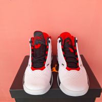 Nike Jordan Max Aura 4 - мъжки кецове, снимка 6 - Кецове - 45858011