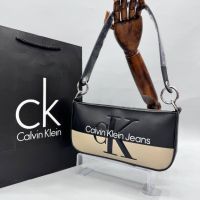 Дамска чанта Calvin Klein, снимка 2 - Чанти - 45136837