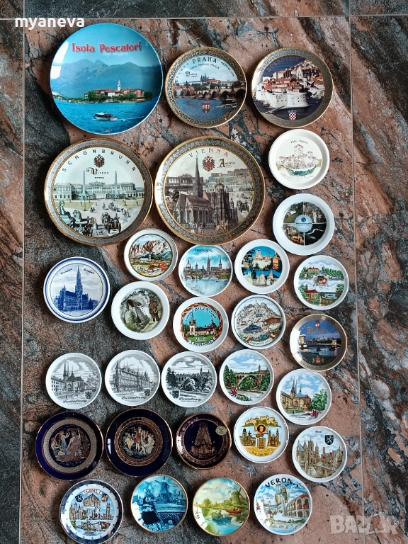 Колекция от порцеланови , декоративни,  сувенирни чинии от различни  градове и забележителности , снимка 1
