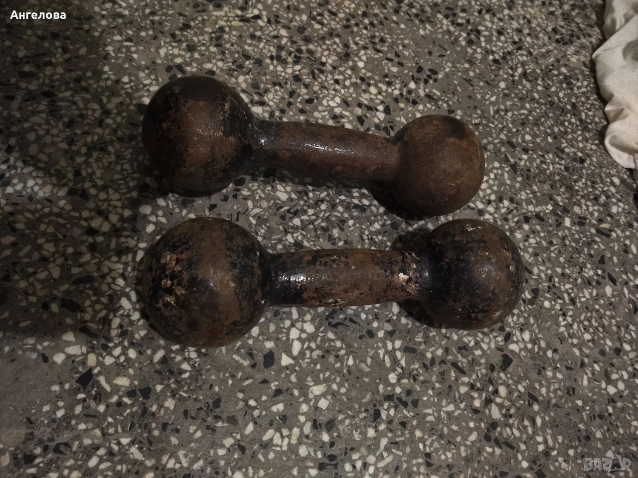 Гири, снимка 1