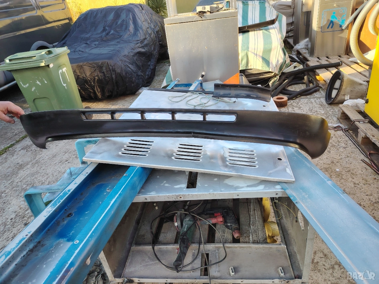 Спойлер за под предна броня на Фолксваген WV, снимка 1