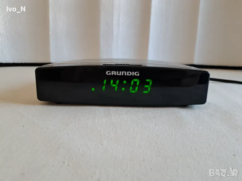 Радио часовник Grundig Sonoclock 390., снимка 1