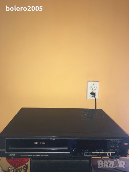 Видеорекордер JVC HR-D600E, снимка 1