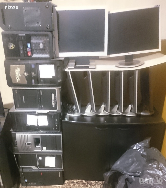 Разпродажба на всичко, снимка 1