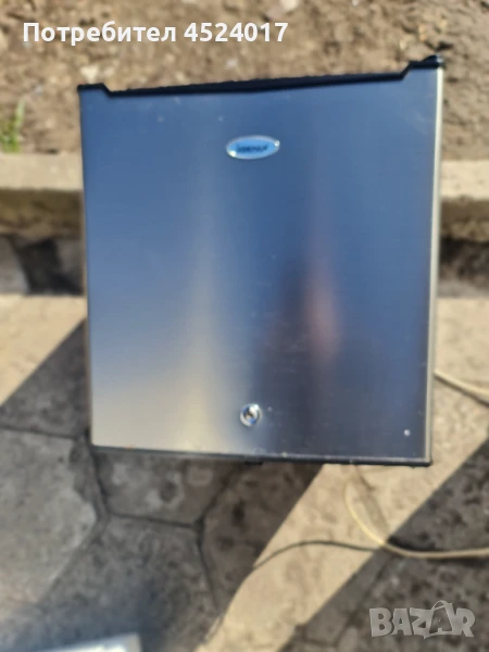 малък хладилник тип хотелски Внос от Англия, снимка 1