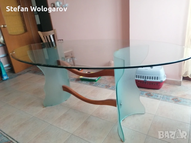 Трапеза, голяма, италианска стъклена маса с размери 2 м х1, 1м., снимка 4 - Маси - 53370550