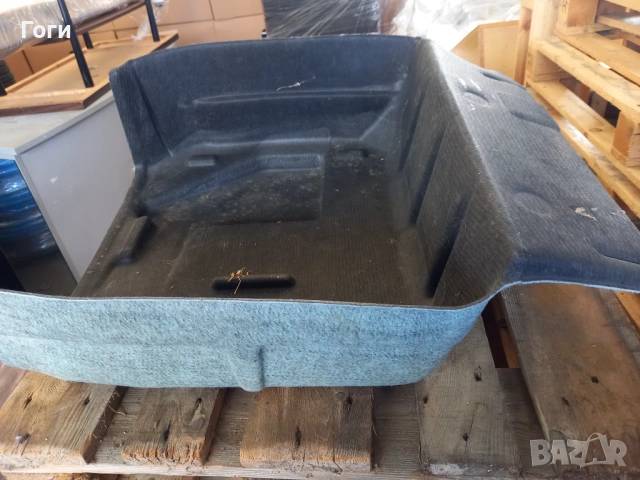 Кора вътрешна  за резервна гума на мерцедес C класа седан 2008, снимка 3 - Части - 53048942