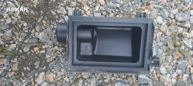 капак на въздушен филтър за Toyota Yaris Hibrid 2016 2017 2018 2019 177050M080, снимка 4 - Части - 49896627