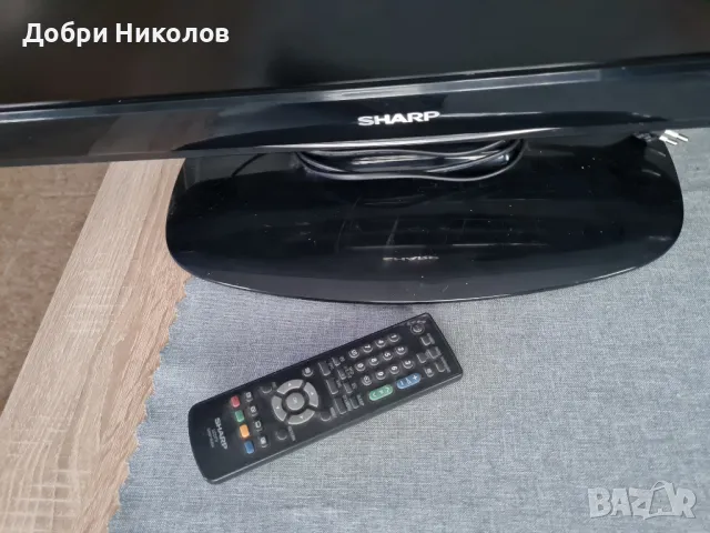 На парчета телевизор SHARP  AQUOS  LC-32D44., снимка 4 - Телевизори - 49177963