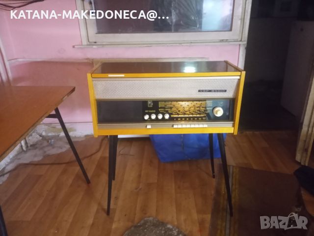 RADIO VEF .CCCR.GRAMOFON.1960, снимка 3 - Грамофони - 46436300