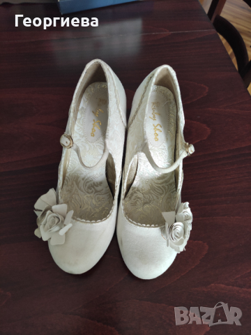Елегантни обувки , снимка 2 - Дамски елегантни обувки - 44949604